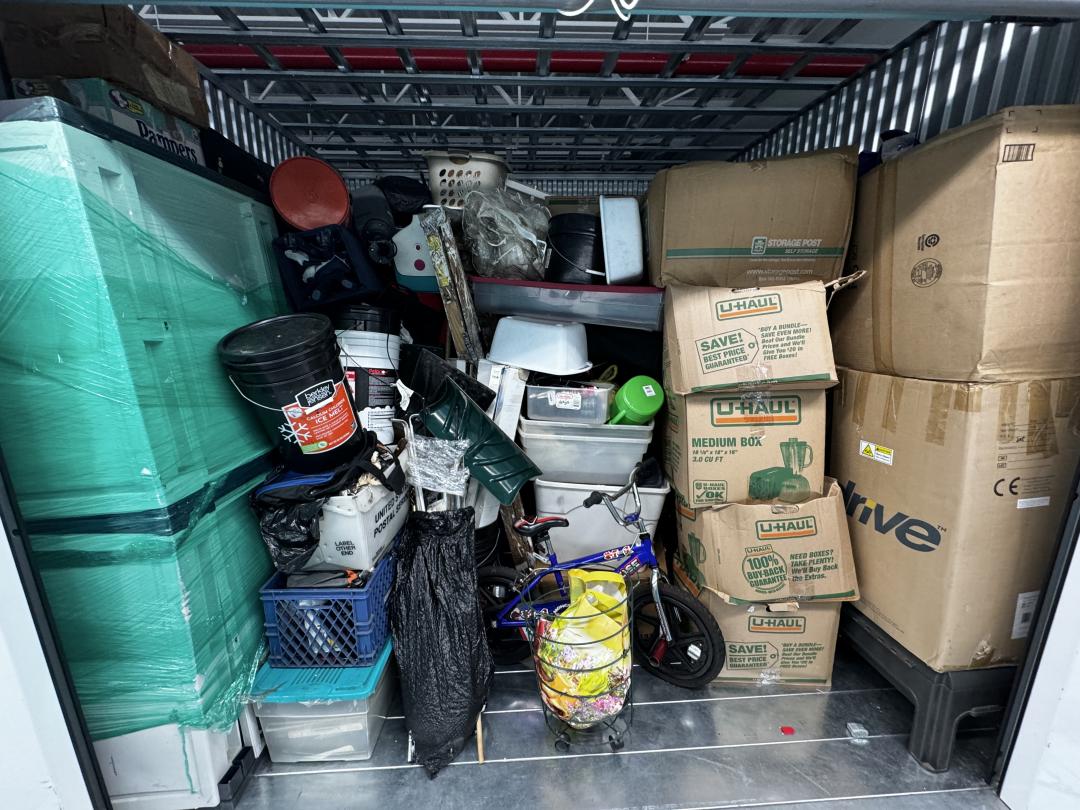 Storage Unit Auction in Brooklyn, NY at Stop & Stor Canarsie ends on